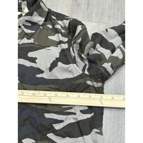 Soft Surrounding Womens Button Down Shirt Top Embroidered Floral Camo Size XS - Picture 9 of 11